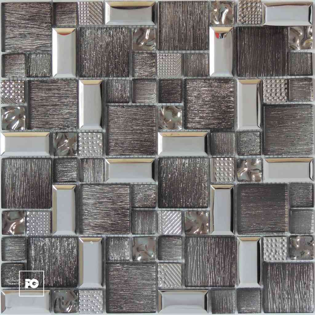 Metallic mosaic tile pattern with square